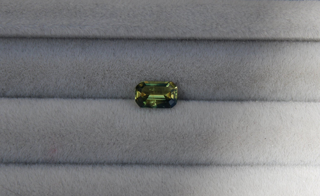 0.60ct Emerald Cut Parti Sapphire - Kingdom Jewelry