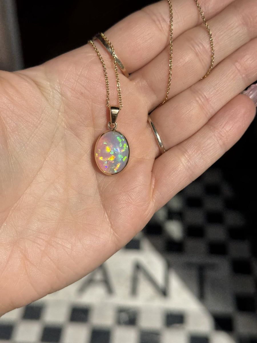 14K Gold Welo Opal Pendant - Kingdom Jewelry
