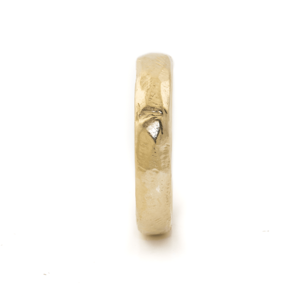 14k Gold x 4mm Sleek Hammered Comfort - Fit Band - Kingdom Jewelry