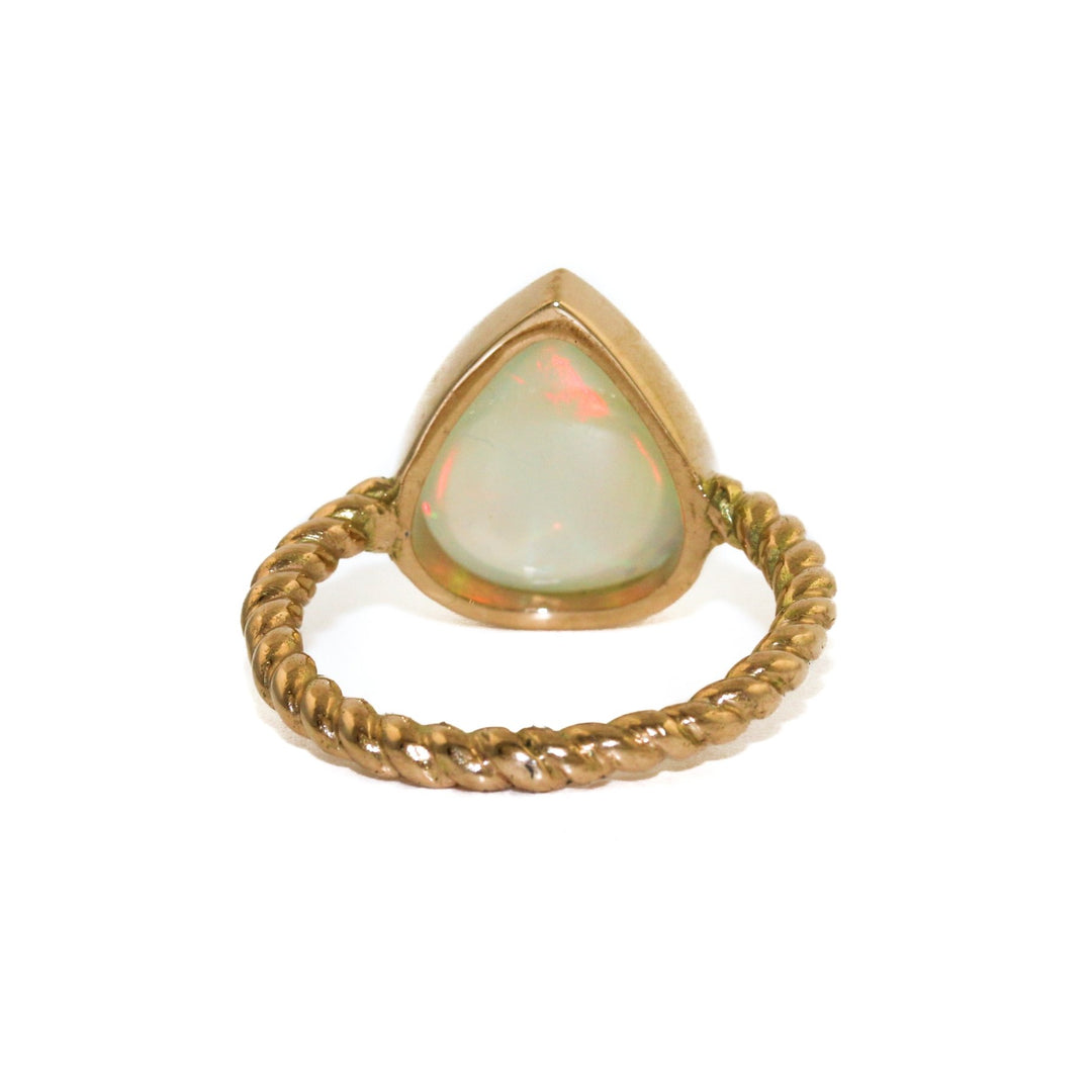 14 KT Gold x Teardrop Welo Opal Rope-Band Ring - Kingdom Jewelry