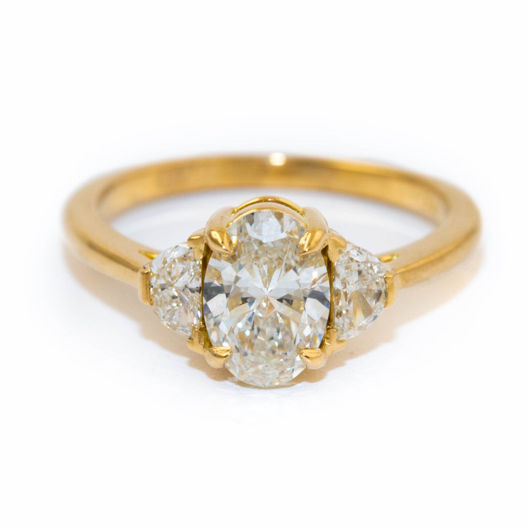 18kt Gold Diamond Engagement Ring - Kingdom Jewelry