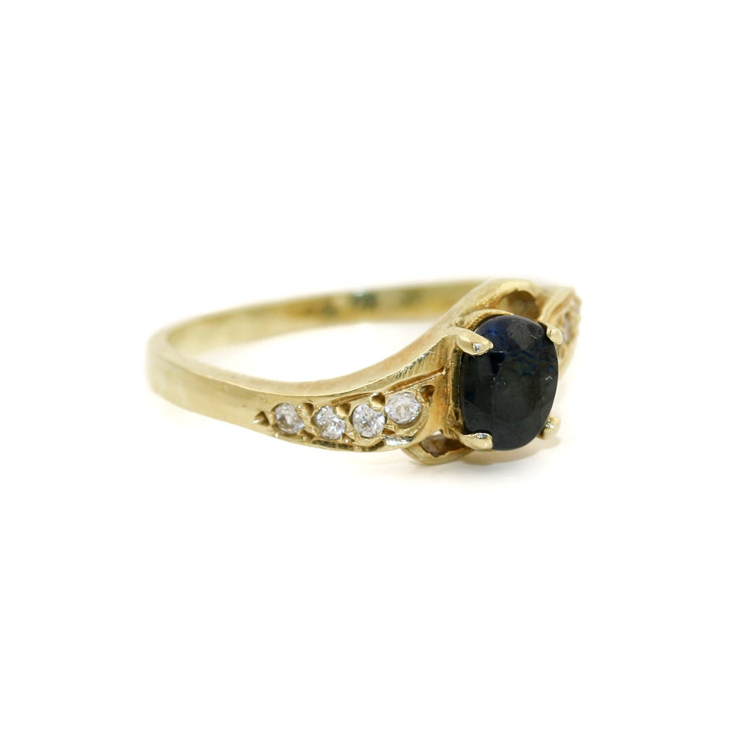 Vintage 14k Gold Dark Stone x Diamonds - Kingdom Jewelry