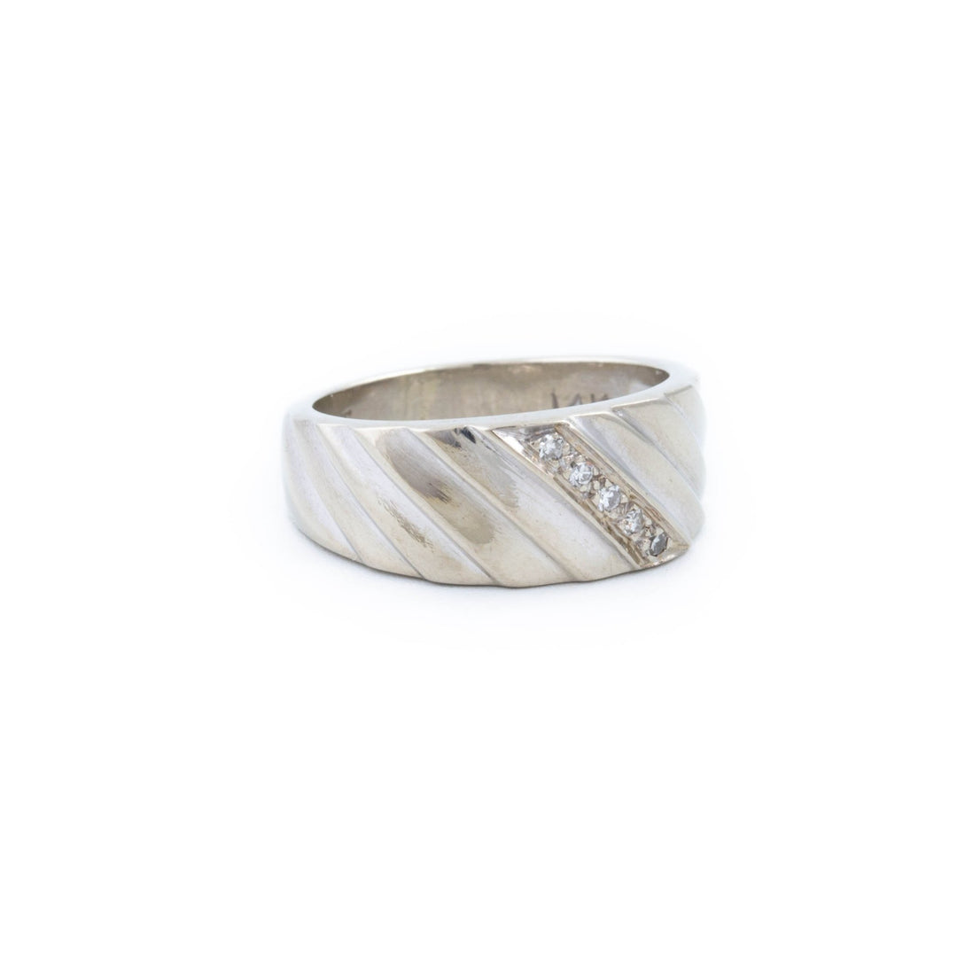 Vintage Ridged Gold Ring - Kingdom Jewelry