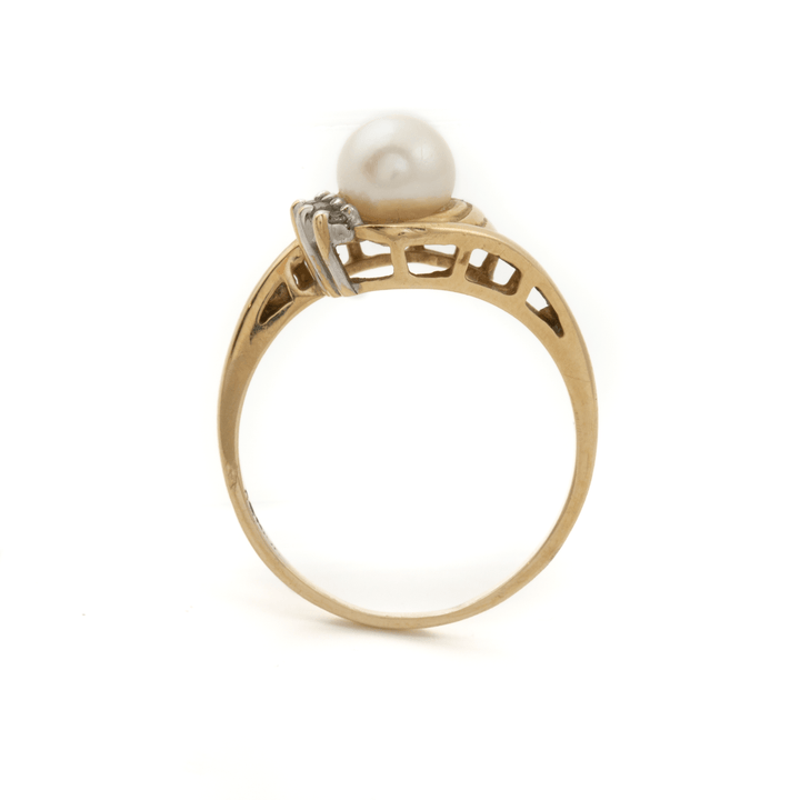 10k Gold x Classic 1960's White Pearl & Pavé Diamond Cocktail Ring - Kingdom Jewelry