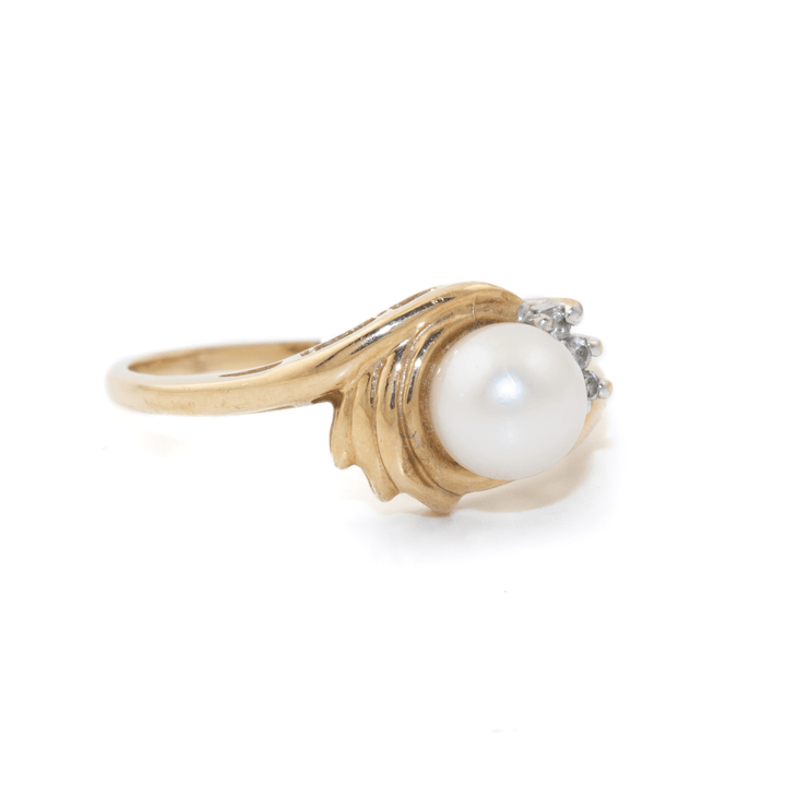 10k Gold x Classic 1960's White Pearl & Pavé Diamond Cocktail Ring - Kingdom Jewelry