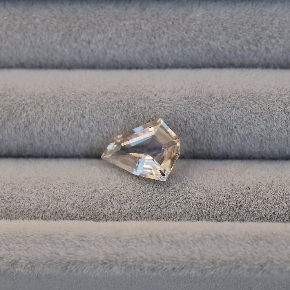 1.11ct Geometric Peach Sapphire - Kingdom Jewelry