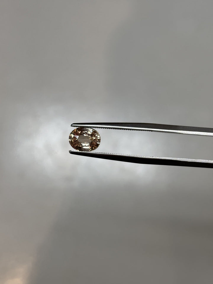 1.28ct Unheated Peach Oval Sapphire - Kingdom Jewelry