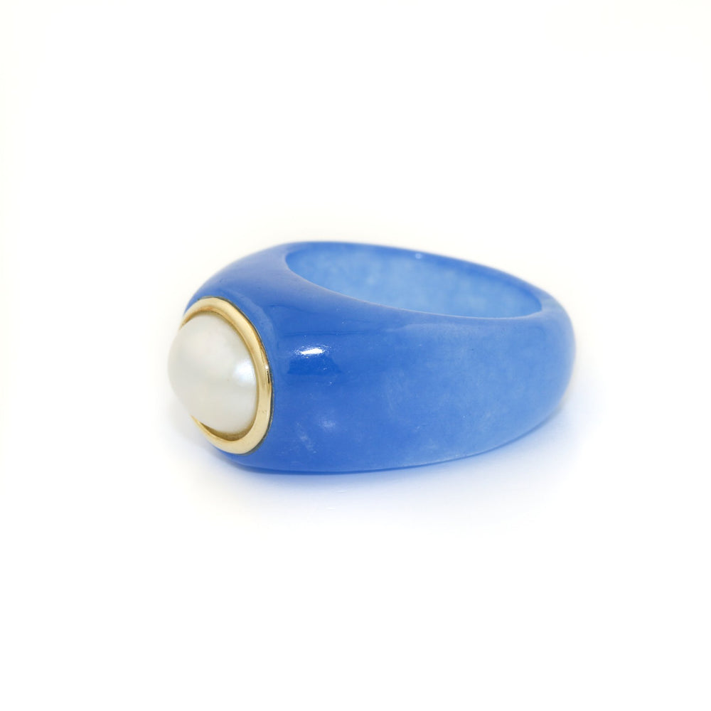 
                  
                    14k Bezel x Carved Blue Jade & Pearl Sing - Kingdom Jewelry
                  
                