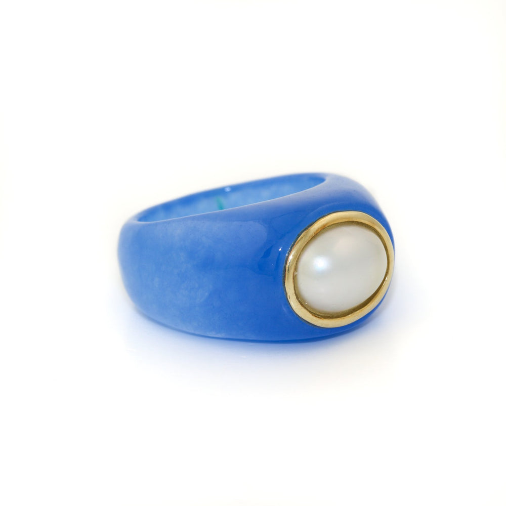 
                  
                    14k Bezel x Carved Blue Jade & Pearl Sing - Kingdom Jewelry
                  
                