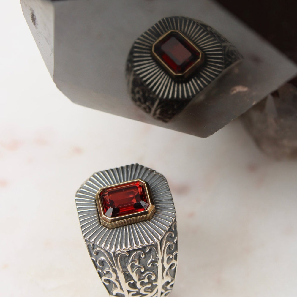 
                      
                        14K Deco Red Garnet Silver Signet Ring - Kingdom Jewelry
                      
                    