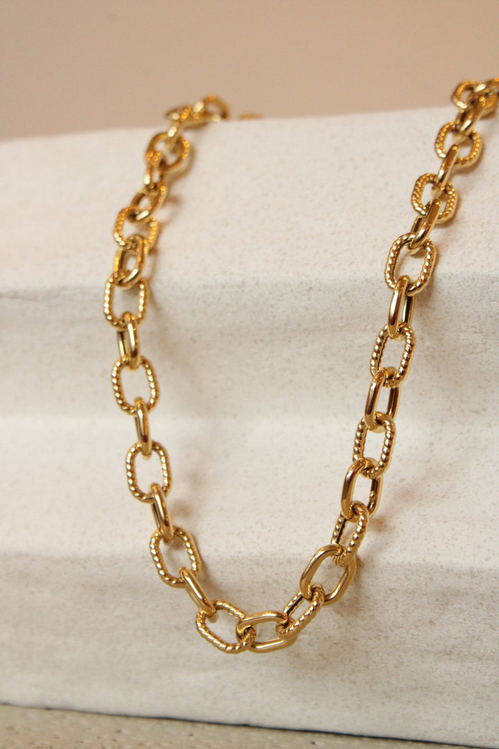 14K Gold Two - Textured Link Chain - Kingdom Jewelry