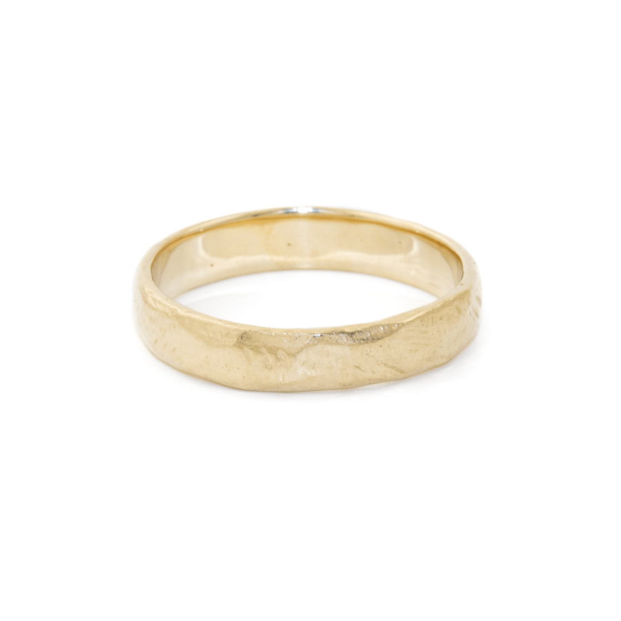 14k Gold x 4mm Sleek Hammered Comfort - Fit Band - Kingdom Jewelry