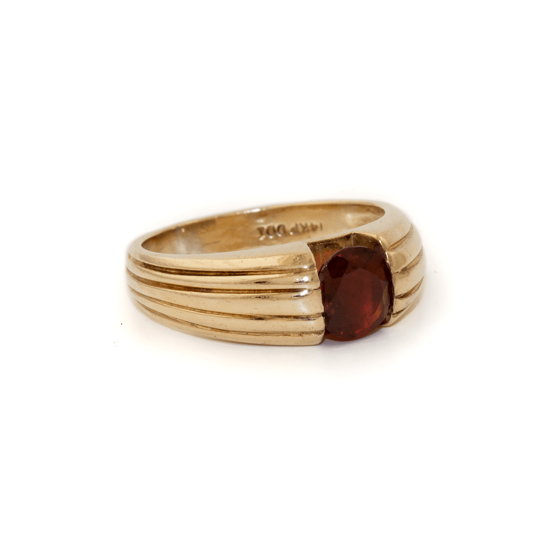 14k Gold x Art - Deco Shell - Shank Red Garnet Solitaire - Kingdom Jewelry