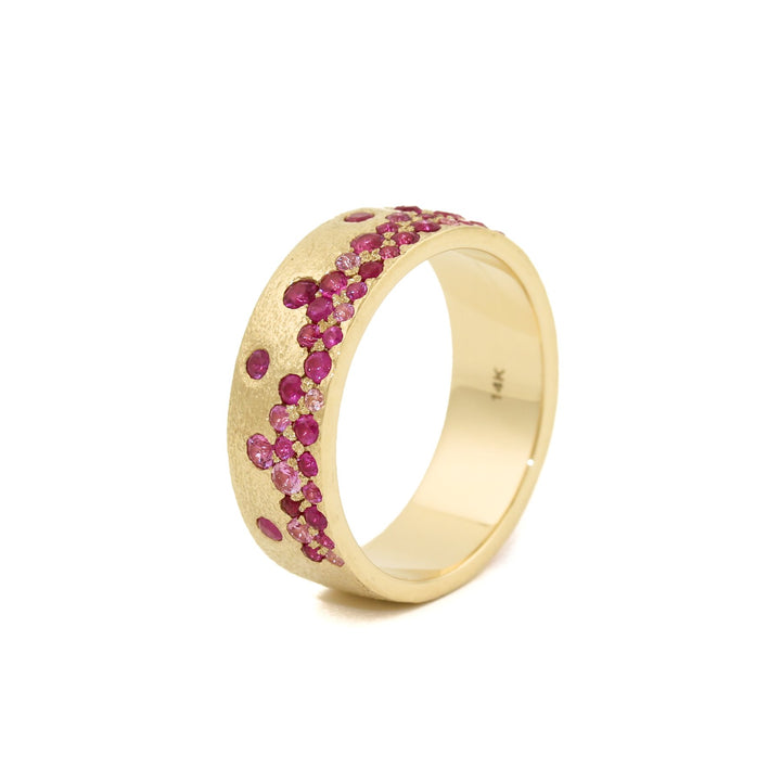 14k x 7mm Magenta Sapphire Kaleidoscope Confetti Band - Kingdom Jewelry