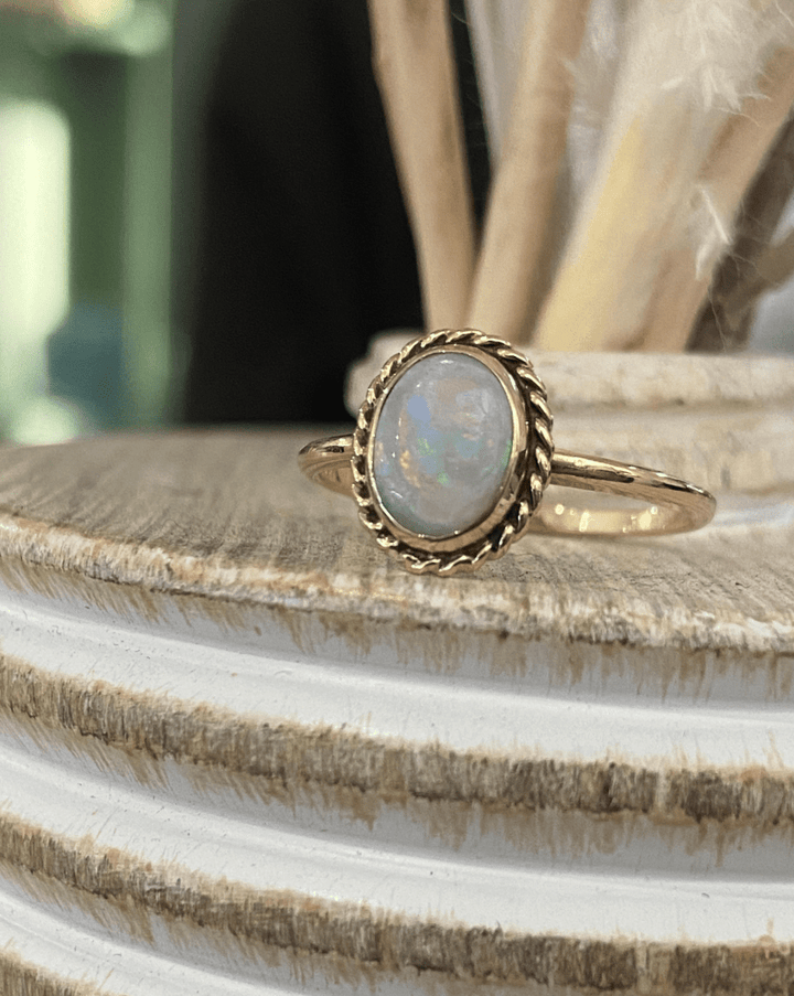 14K Yellow Gold Vintage Opal Ring - Kingdom Jewelry