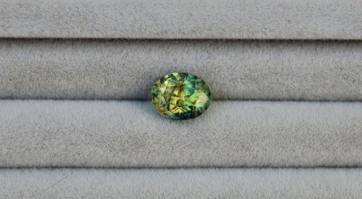 1.78ct Oval Fern Parti Sapphire - Kingdom Jewelry