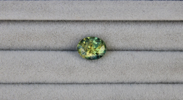 1.78ct Oval Fern Parti Sapphire - Kingdom Jewelry