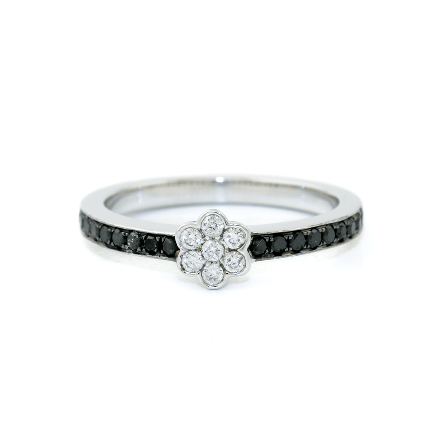 18k White Gold x 0.29ct Black & 0.13ct White Diamond Half - Eternity Clover Band - Kingdom Jewelry