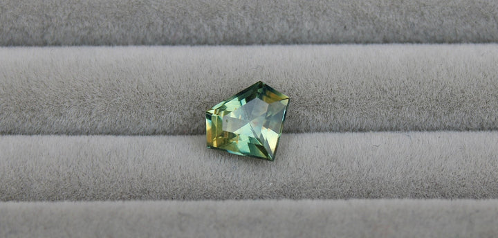 2.01ct Geometric Heart Parti Sapphire - Kingdom Jewelry