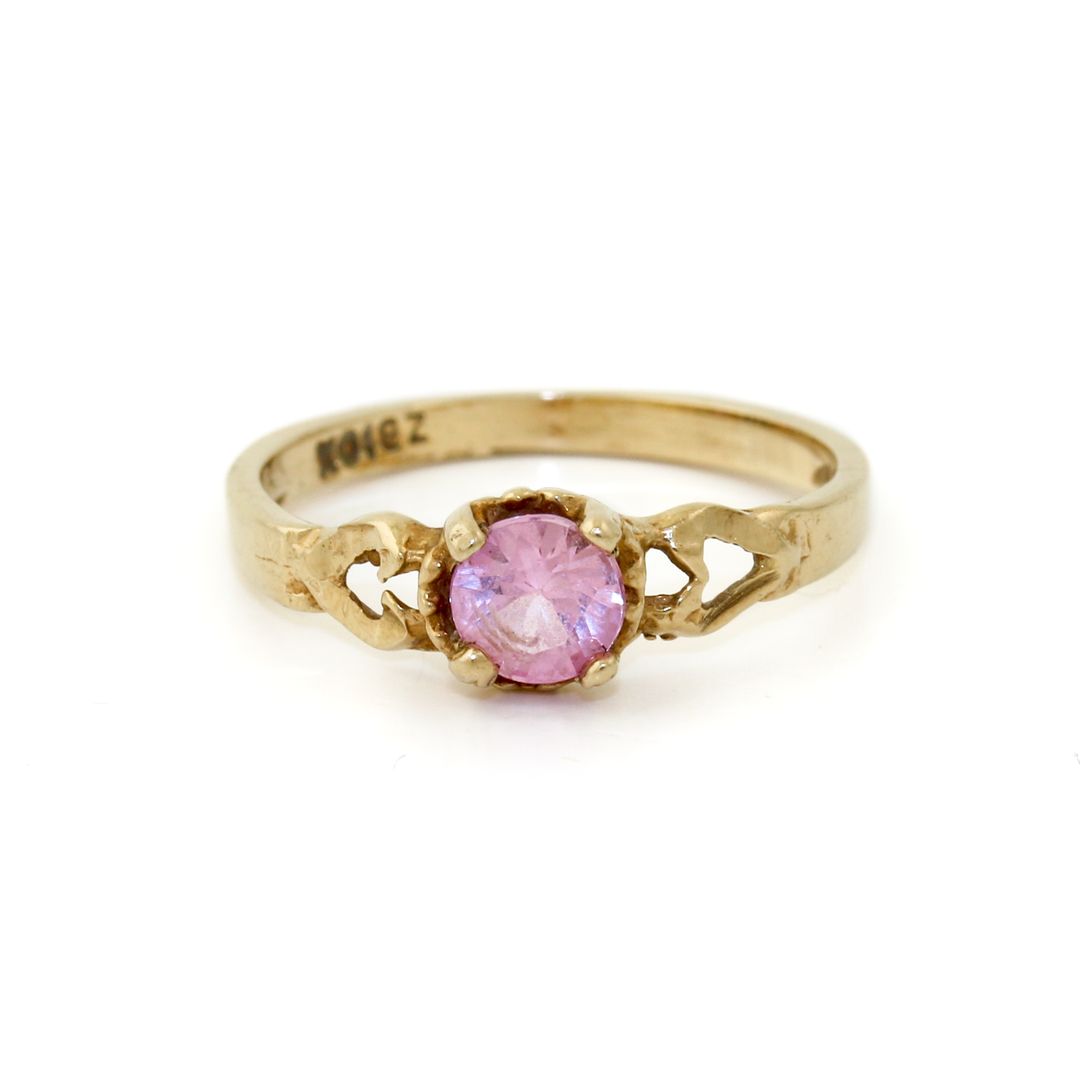 10k Gold x Vintage 5mm Synthetic Pink Sapphire Solitaire