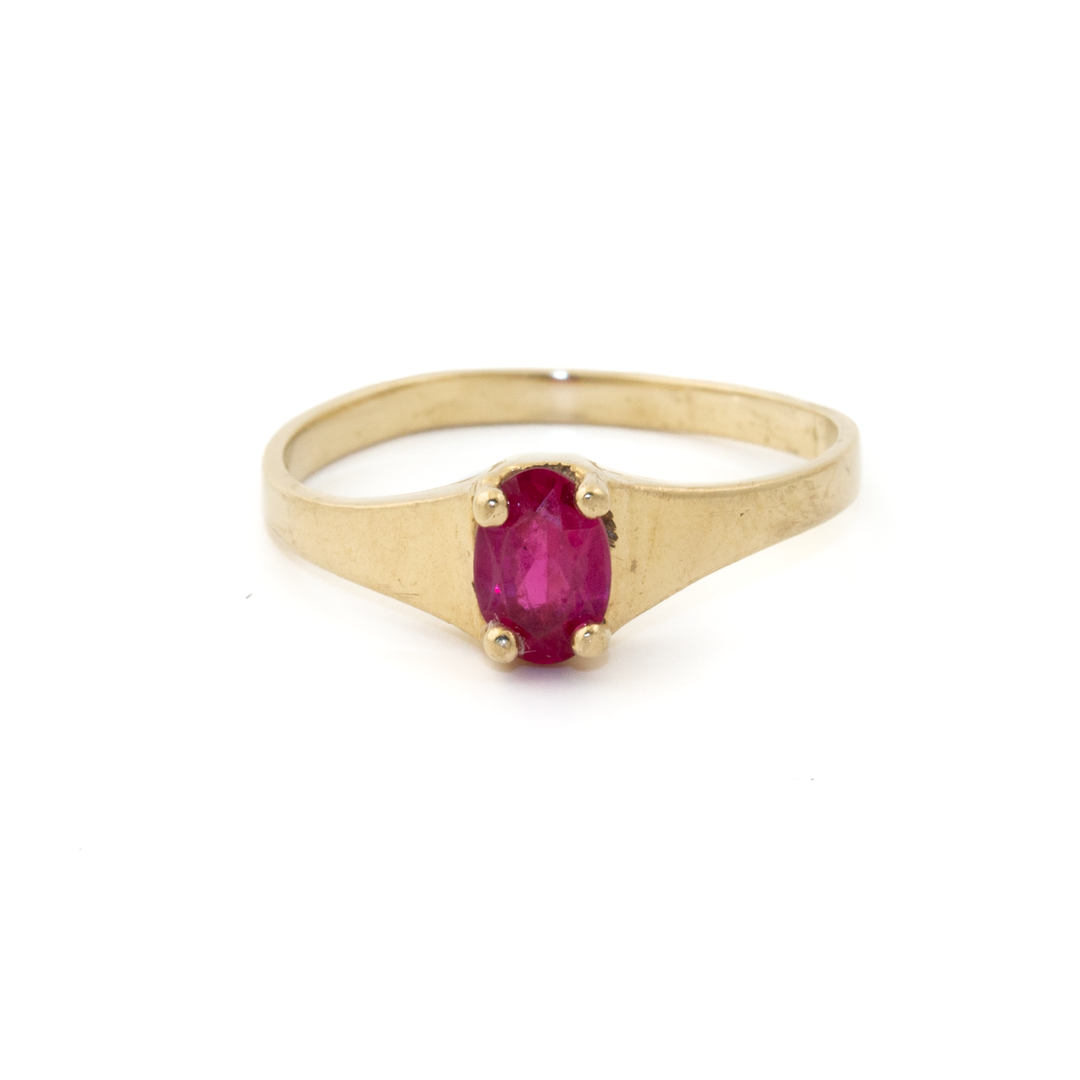 10k Gold x Classic Tapered Synthetic Ruby Solitaire