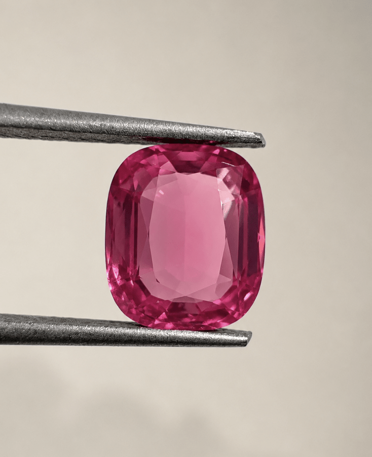 3.007 ct Vivid Pink Mahenge Spinel - Kingdom Jewelry