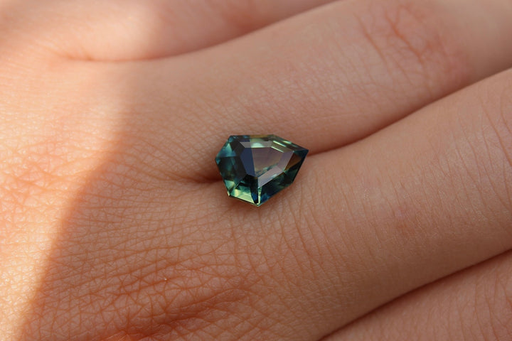 3.23ct Fantasy Cut Parti Sapphire - Kingdom Jewelry