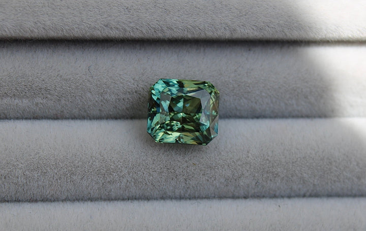 3.55ct Asscher Aqua Green Sapphire - Kingdom Jewelry