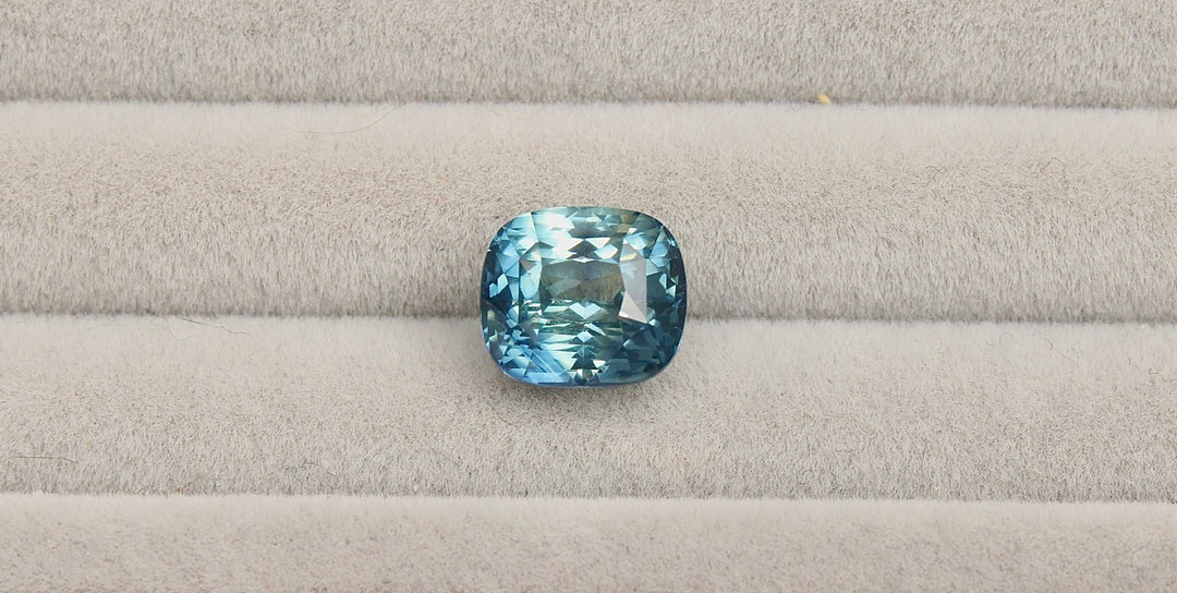 3.61ct Cushion Cut Sapphire - Kingdom Jewelry