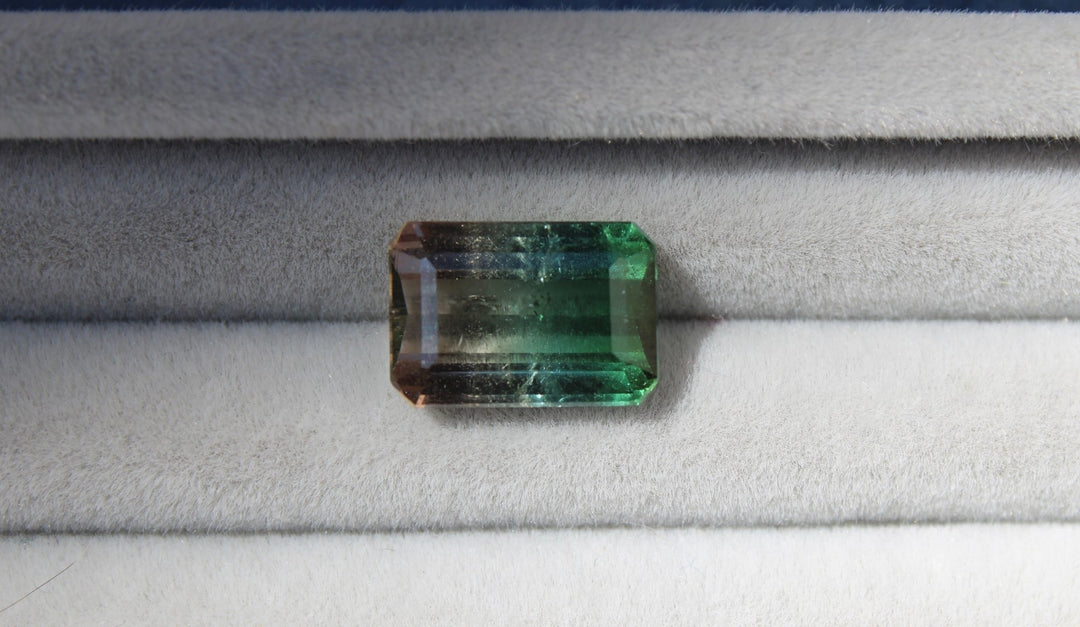 4.38ct Bi Colour Tourmaline - Kingdom Jewelry