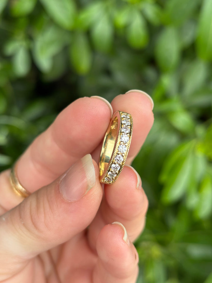 14K Yellow Gold Bead Set RBC Lab Diamond x Milgrain Channel Band