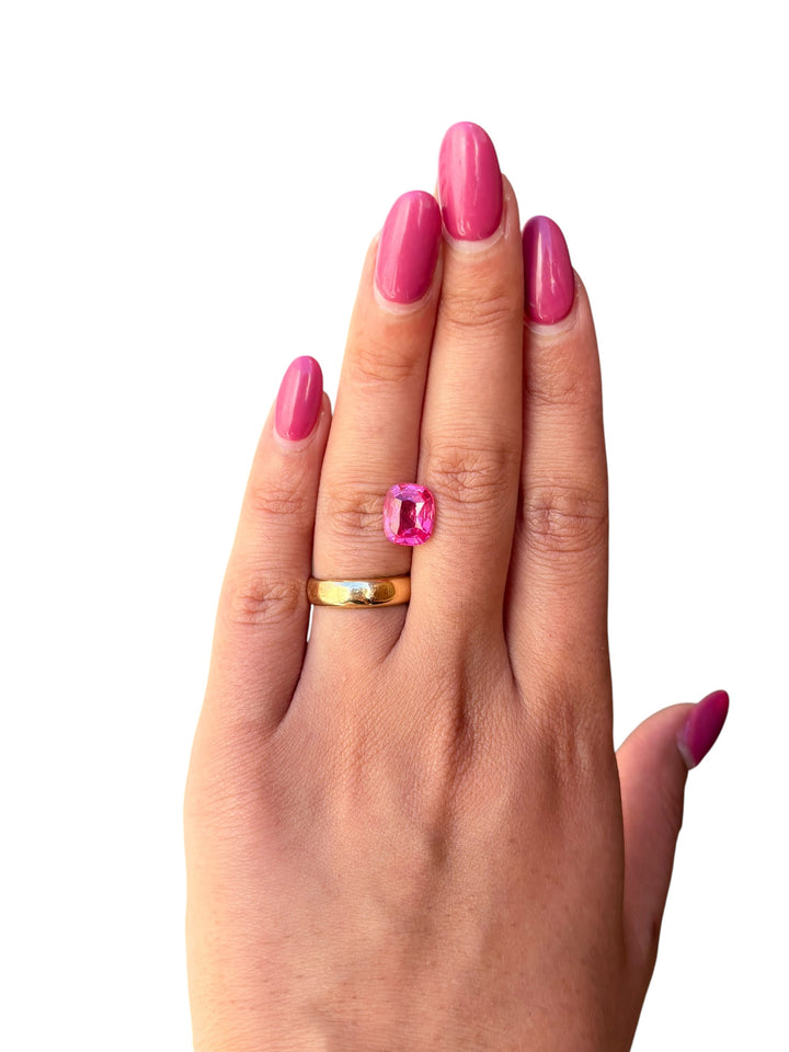 3.712 ct Vivid Pink Mahenge Spinel