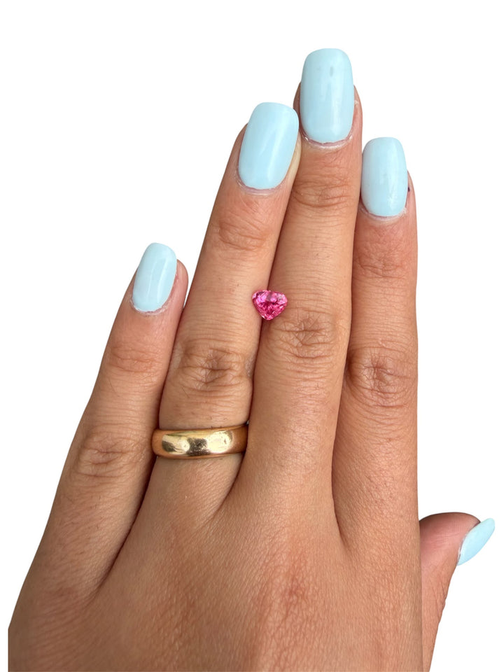1.10 ct Vivid Pink Mahenge Spinel