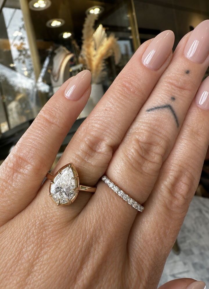 14k Yellow Gold Puffy Faux Bezel Pear Shaped Ring