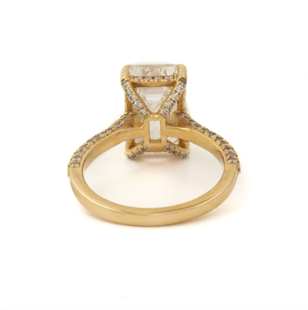 14k Gold x 4.5ct E VS1 Emerald-Cut Lab Diamond Cathedral Solitaire Engagement Ring