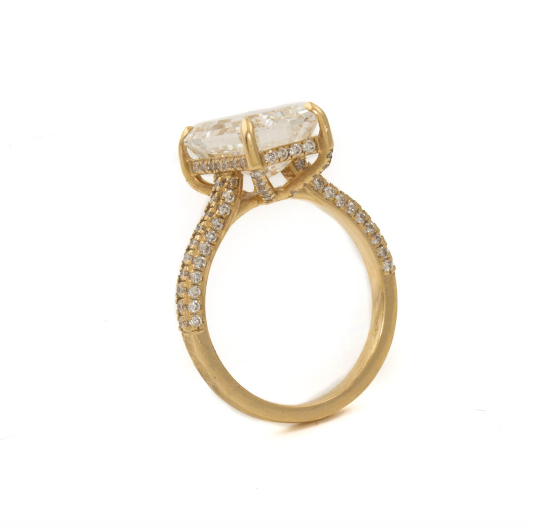 14k Gold x 4.5ct E VS1 Emerald-Cut Lab Diamond Cathedral Solitaire Engagement Ring