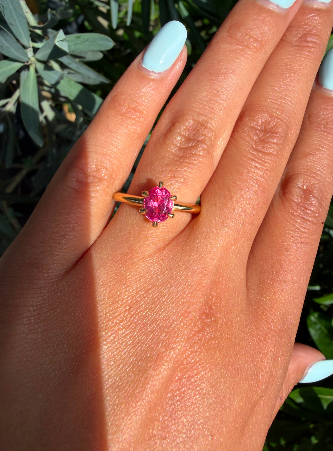 18K Yellow Gold Spinel Solitaire Ring