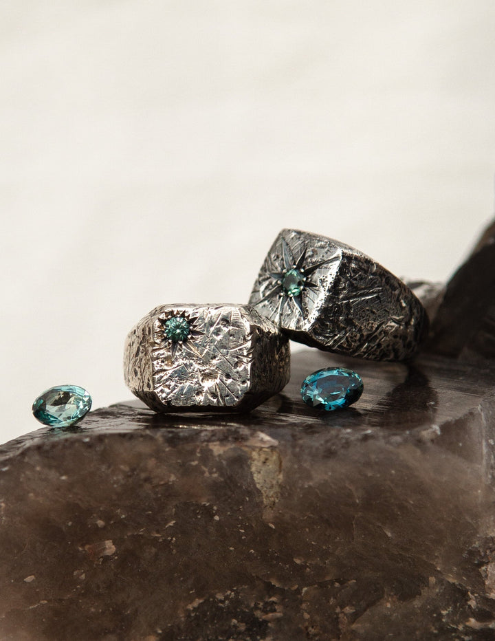 Silver Starburst Montana Sapphire Signet - Kingdom Jewelry