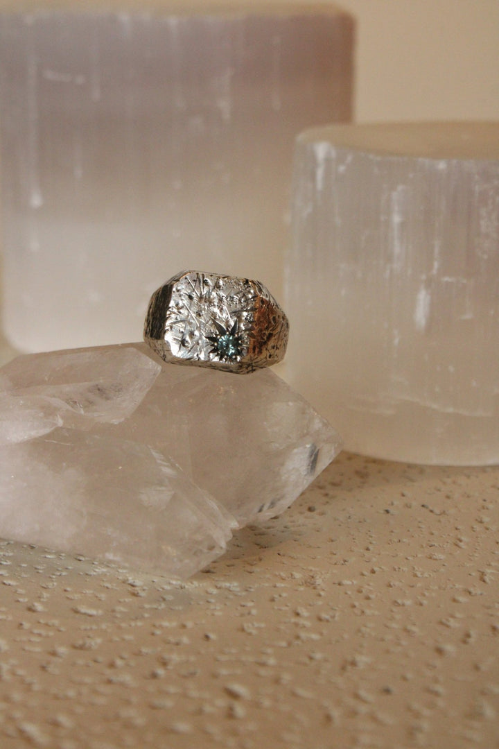 Silver Starburst Montana Sapphire Signet - Kingdom Jewelry