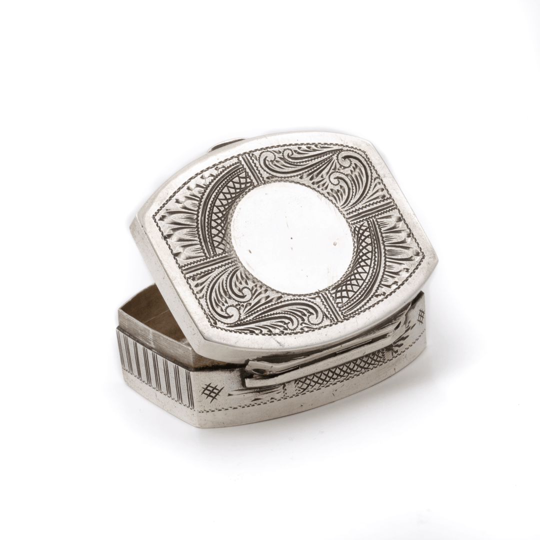 Sterling Silver x Hand - Engraved Filigree Russian Box - Kingdom Jewelry