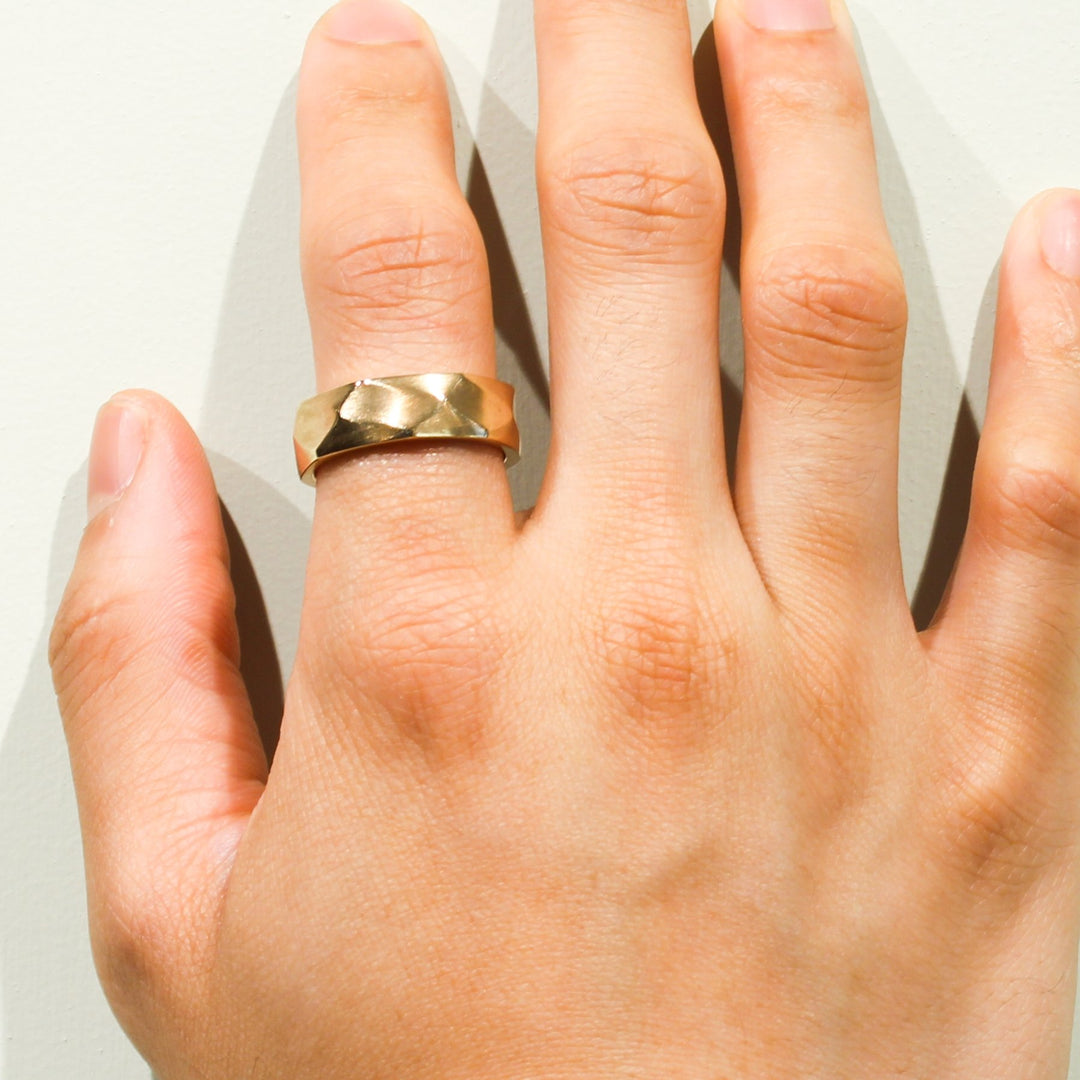 Gold x Polygonal Cigar Band