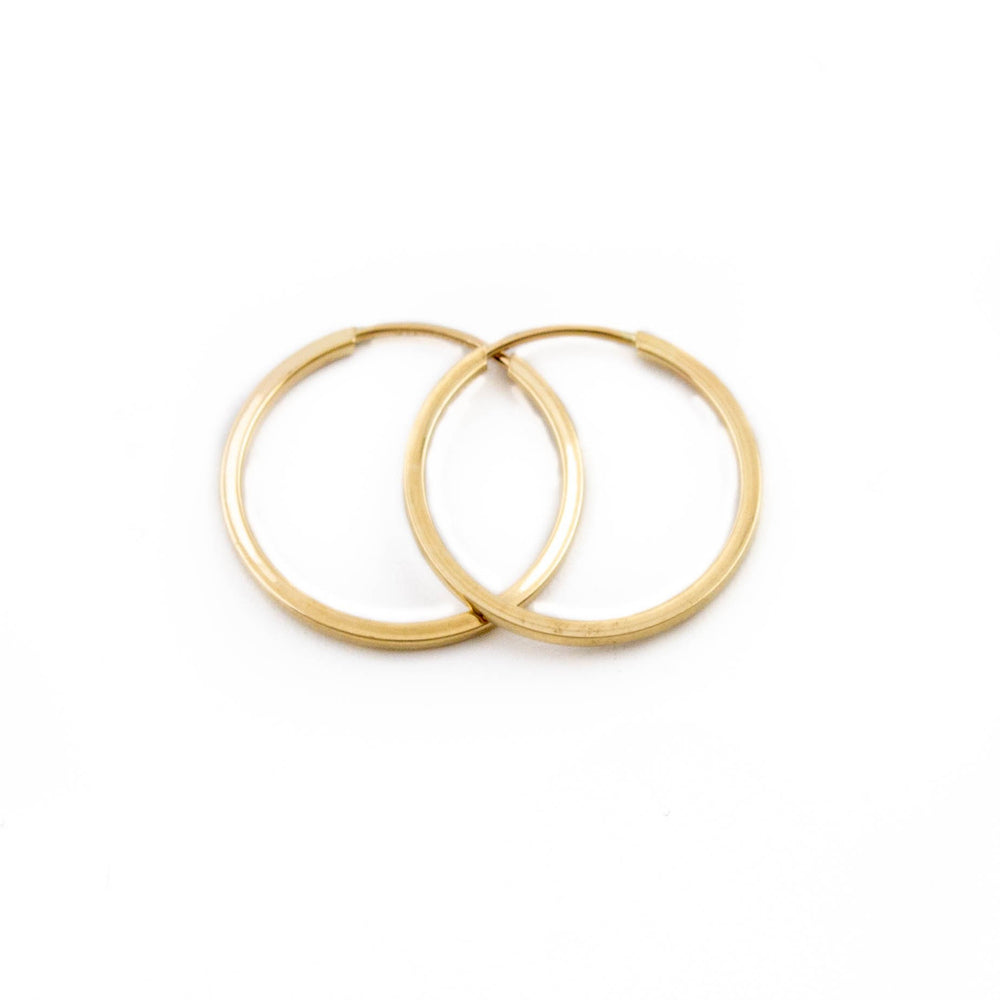 
                      
                        10kt Pipe Hoop Earrings - Kingdom Jewelry
                      
                    