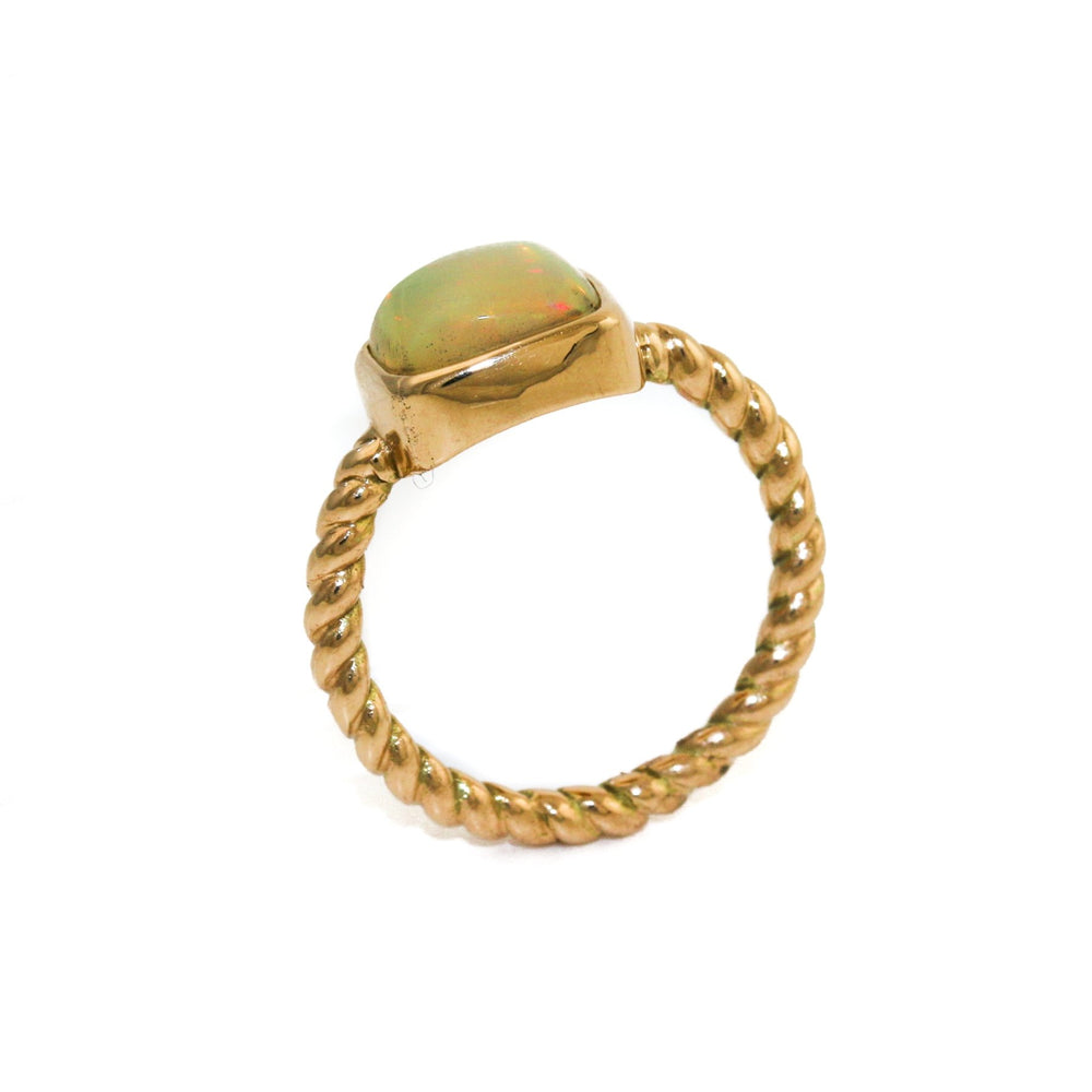 
                      
                        14 KT Gold x Welo Opal Asymmetrical Rope-Band Ring - Kingdom Jewelry
                      
                    