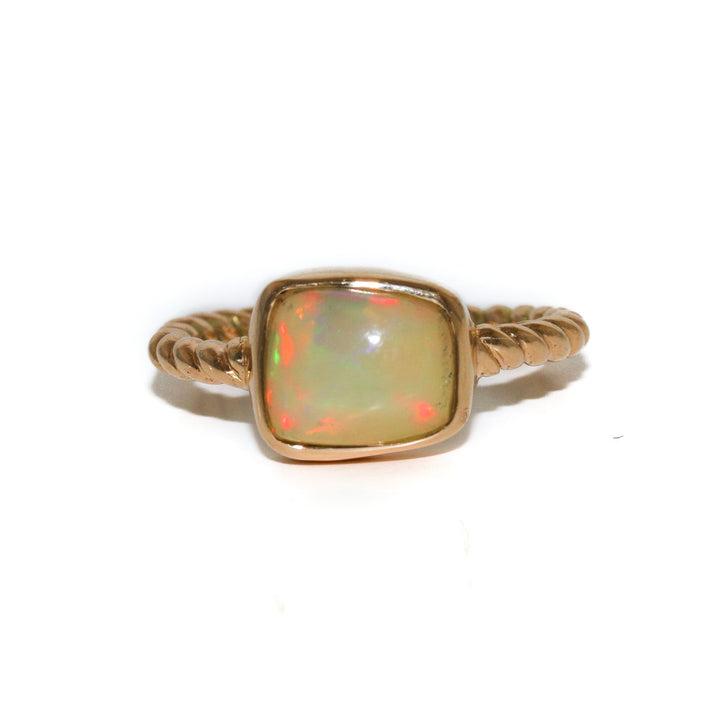 14 KT Gold x Welo Opal Asymmetrical Rope-Band Ring - Kingdom Jewelry