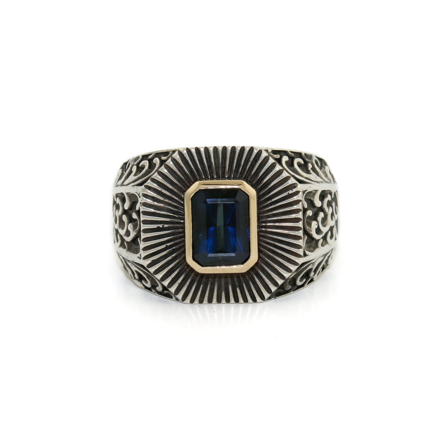 Load image into Gallery viewer, 14K Gold Midnight Sapphire Wave Signet Ring - Kingdom Jewelry
