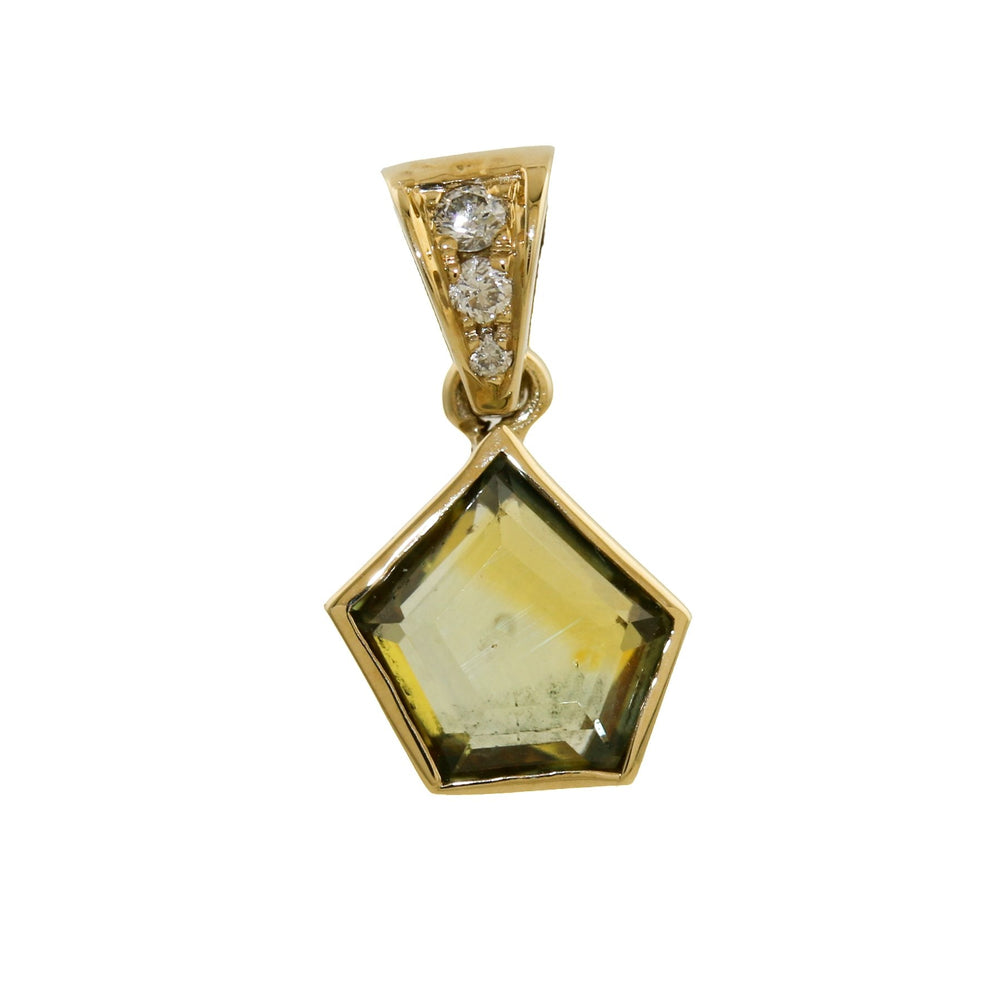 
                      
                        14k Portrait Cut Montana Sapphire & Diamond Pendant - Kingdom Jewelry
                      
                    