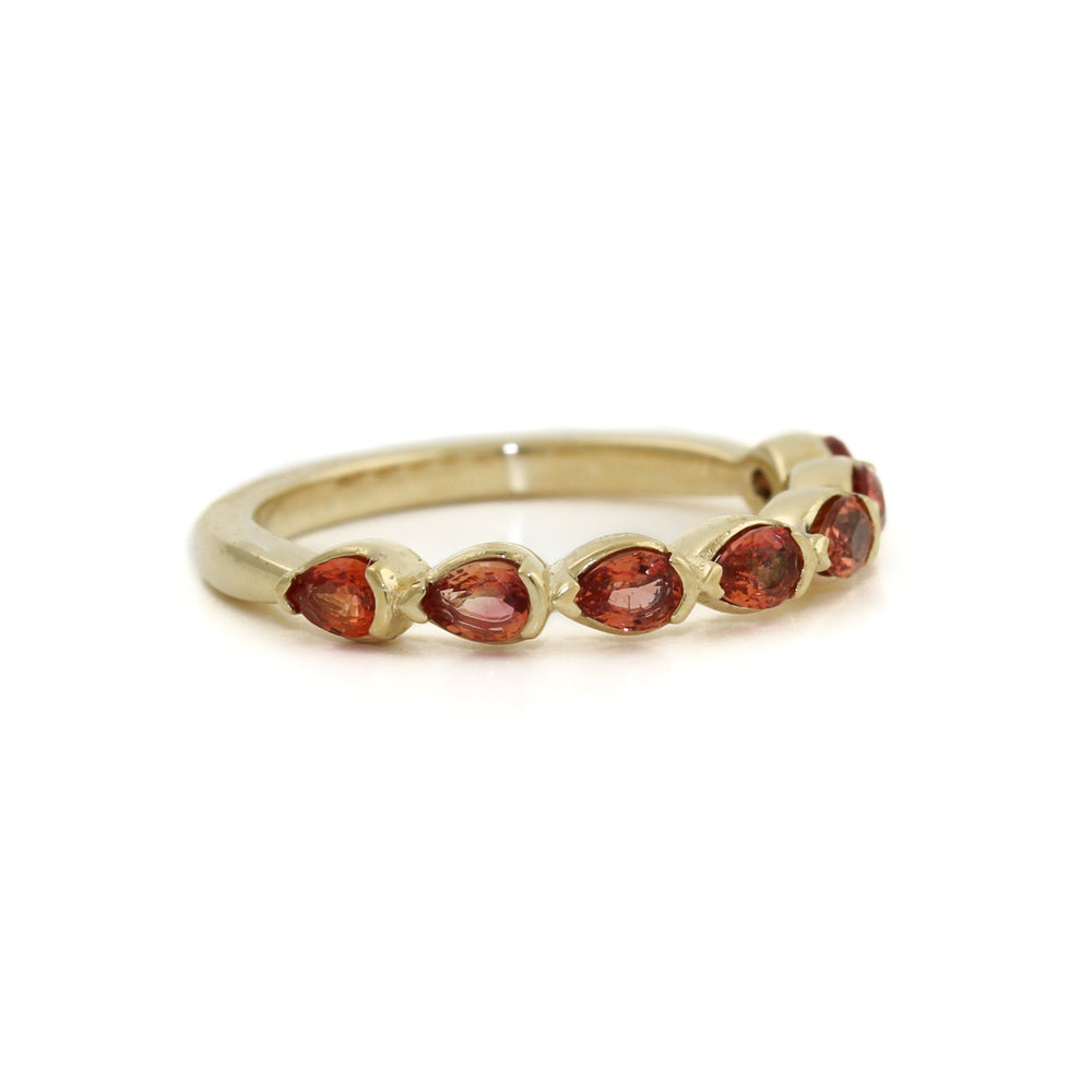 
                      
                        14K x Pear-Cut Padparadscha Channel Set Band - Kingdom Jewelry
                      
                    