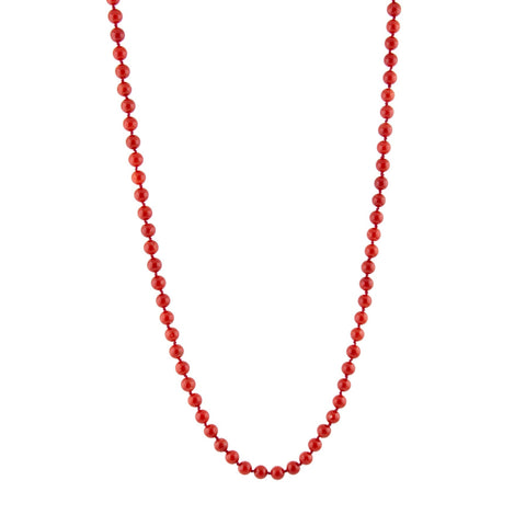 This exquisite antique beaded coral necklace is a timeless piece of jewelry that is sure to become your favourite accessory. Strung by hand, the necklace features a string of vibrant coral beads with a 10-carat gold clasp, creating a stunning combination of classic beauty and modern elegance