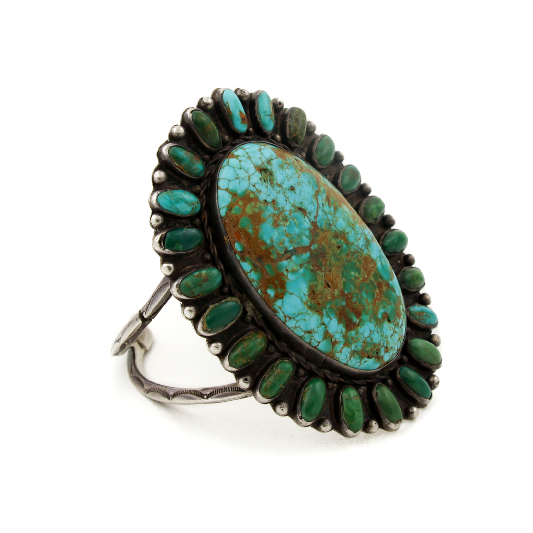 Outstanding Navajo cluster bracelet with lush natural turquoise stones