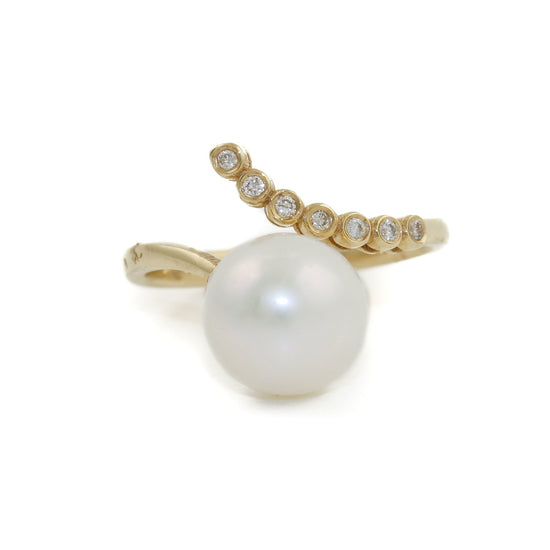 Dainty 14 K Gold x White Pearl & Diamond Cocktail Ring - Kingdom Jewelry
